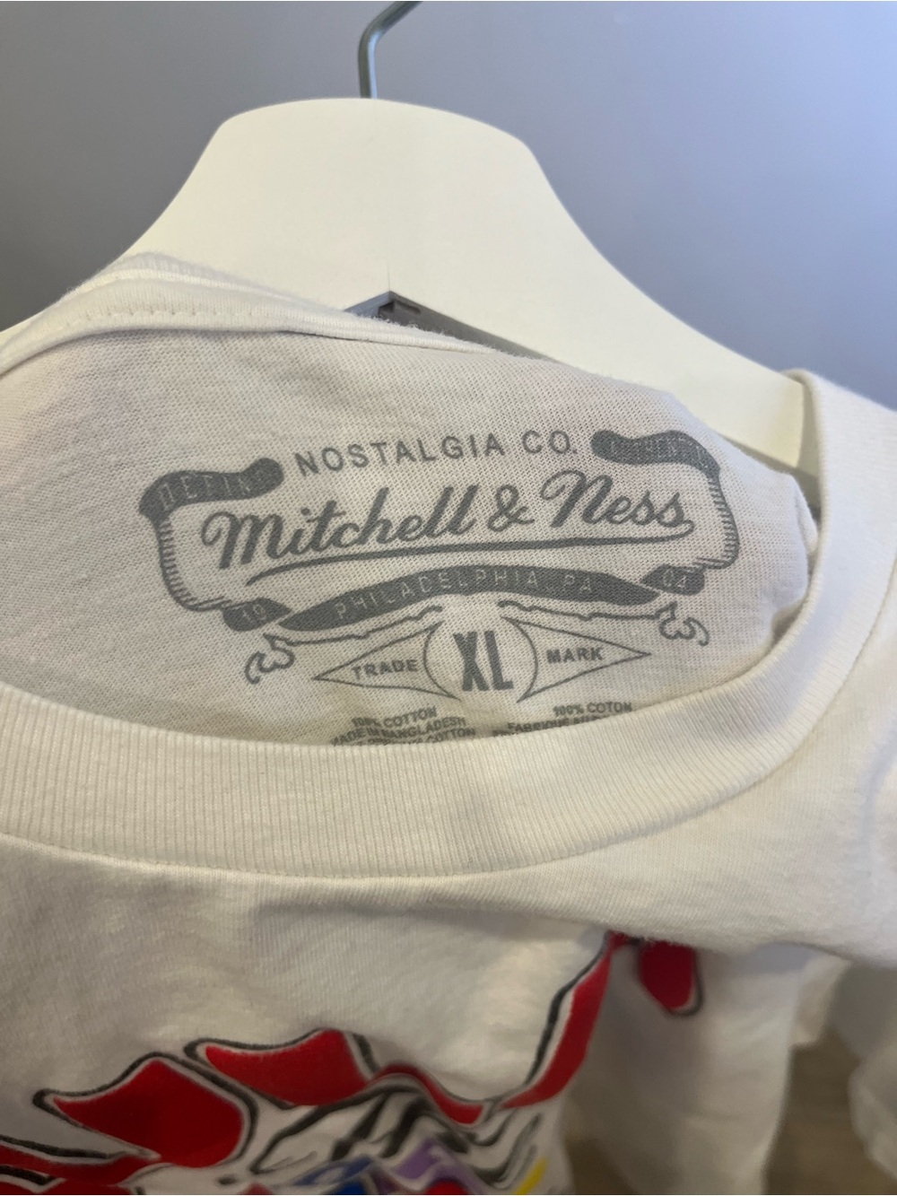 Mitchell & Ness White Chicago Bulls 1991 NBA Finals Champions Graphic Tee - Picture 3 of 3